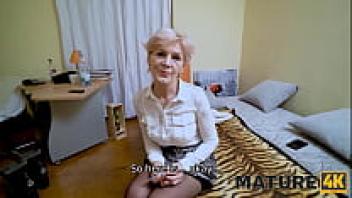 The MATURE4K. There is nothing that a sweet older woman with colored hair has against having rapid sex.