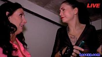 Sensitive and mature woman who was picked up by a sleazy girl