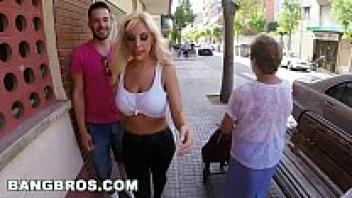 Big Ass Blonde PAWG Blondie Fesser loves to be in public with the name of BANGBROS! PB14632 (pb)