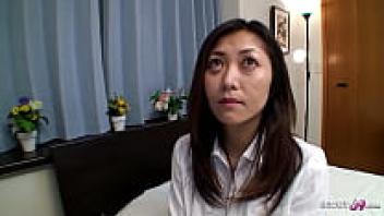 Uncensored Japanese Adult Video Porn includes a Japanese Mature Step Mom who seduces love and Creampie.