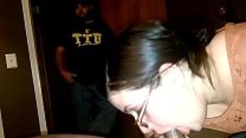 Unrefined! While the husband sees the cuckold, the wife is sucking her dick.