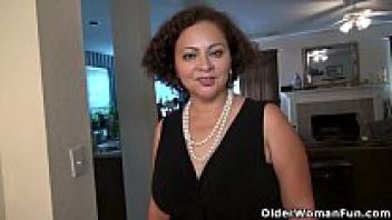 If you want to enjoy her pussy, American milf Marie Black will indulge you.