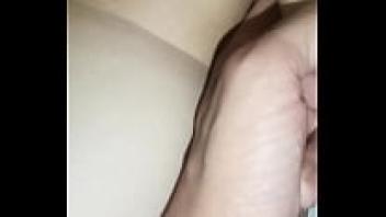 Fingering out the girlfriend's privates