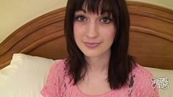 An 18-year-old novice is a huge fan of a thick cock.