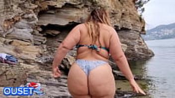 THE HUMBLE ASS STEPMOTHER HAS PERFORMED PUBLIC SEX ON THE BEACH