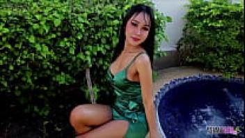 ASIANTGIRL: Nack&'s Entrance, Which Is Quite Raunchy!