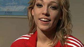 Before and after her scene, Lily Labeau was interviewed for this article.