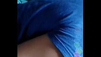 Vietnamese girl displaying her body in bingolive