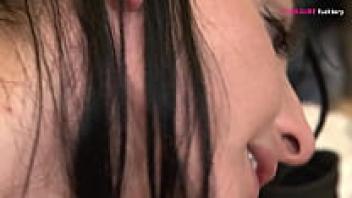 TO HAVE COCK WITH ME, MY STEPMOM WANT TO