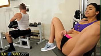 In the gym, a bootylicious 18-year-old beauty was plowed.