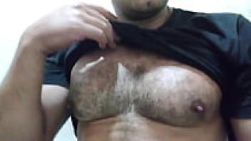 The Brazilian Monstercock CUMSHOT CHRISTMAS, YURI GAÚCHO, is shown here.