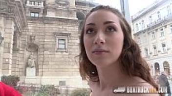 A demonstration of Leyla Bentho's oral abilities