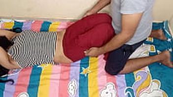 His step-sister-in-law's hairy armpits prompted him to call her, and he fell in love with her lovely pussy! audio in the Hindi language