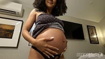 Compilation of Black Girls Who Are Pretty Pregnant and Popping Their Pussy