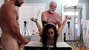 Vendetti Gia (DSC8-5) Bondage by BDSM Doggystyle Oral Cream Pie Playthings