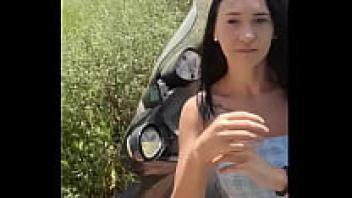 Wifebucket's homemade sex in the park: she's on her knees and blowing out