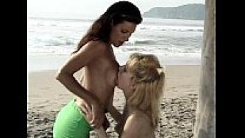Lesbians who adore the beach