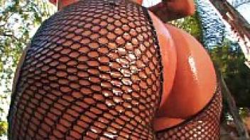 That Ass Is Oily