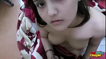 Bhabhi Sonia from India is having blowjob sex.