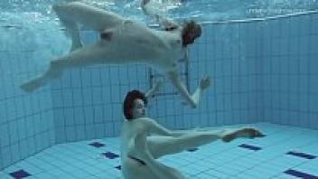 Underwater lesbians Anna Netrebko and Lada Poleshuk