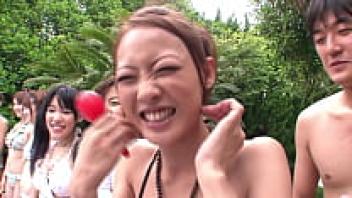 The complete Japanese love orgy film Summer Girls (2010)