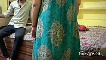 Devar ji made Desi Bhabhi's sexy, incredibly hot Indian video with Hindi audio while she was by herself at home.