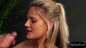 Fantastic UK babe cumcovered during a handjob