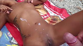 At the beach, love and cum