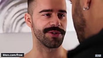 According to Men.com, muscular men like Jason Vario and Teddy Torres love anal love.