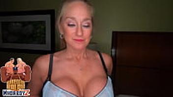 Stepsons' BBC & Cumshot on the Breast Are Drained by a Sexy Cougar Stepmother