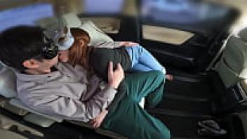 Creampie automobile sex as it is: I had a secret meeting without a blowjob after lying to my husband.
