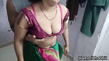 Desi Bhabhi, an Indian, has intense sex with her neighbor's boyfriend. Hindi Desi Indian Boyfriend Video.
