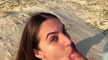 REAL AMATEUR COUPLE | To have sex on the beach sand, we parked the car on the side of Estrada do Mar-RS.