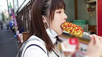 The protruding pubic hair is interesting. JK, untreated natural pussy. Mochisube's gorgeous skin is stunning! Korean-loving Imadoki girls ○ Korean wave date with students. Just about to give up on the piston that descends to Zun's depths