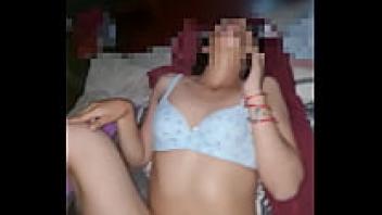 Argentine stepsister who is unfaithful and pregnant while on the phone