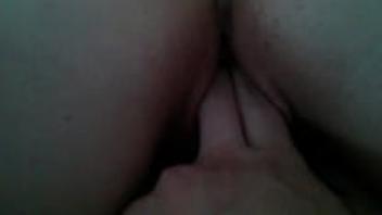 Wet amateur pussy fingering